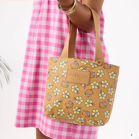 ALOHA Collection Handbags - Aloha Collection x Hello Kitty Mini Tripper